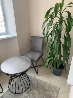 Bedroom + Living Large Apartment 75m2